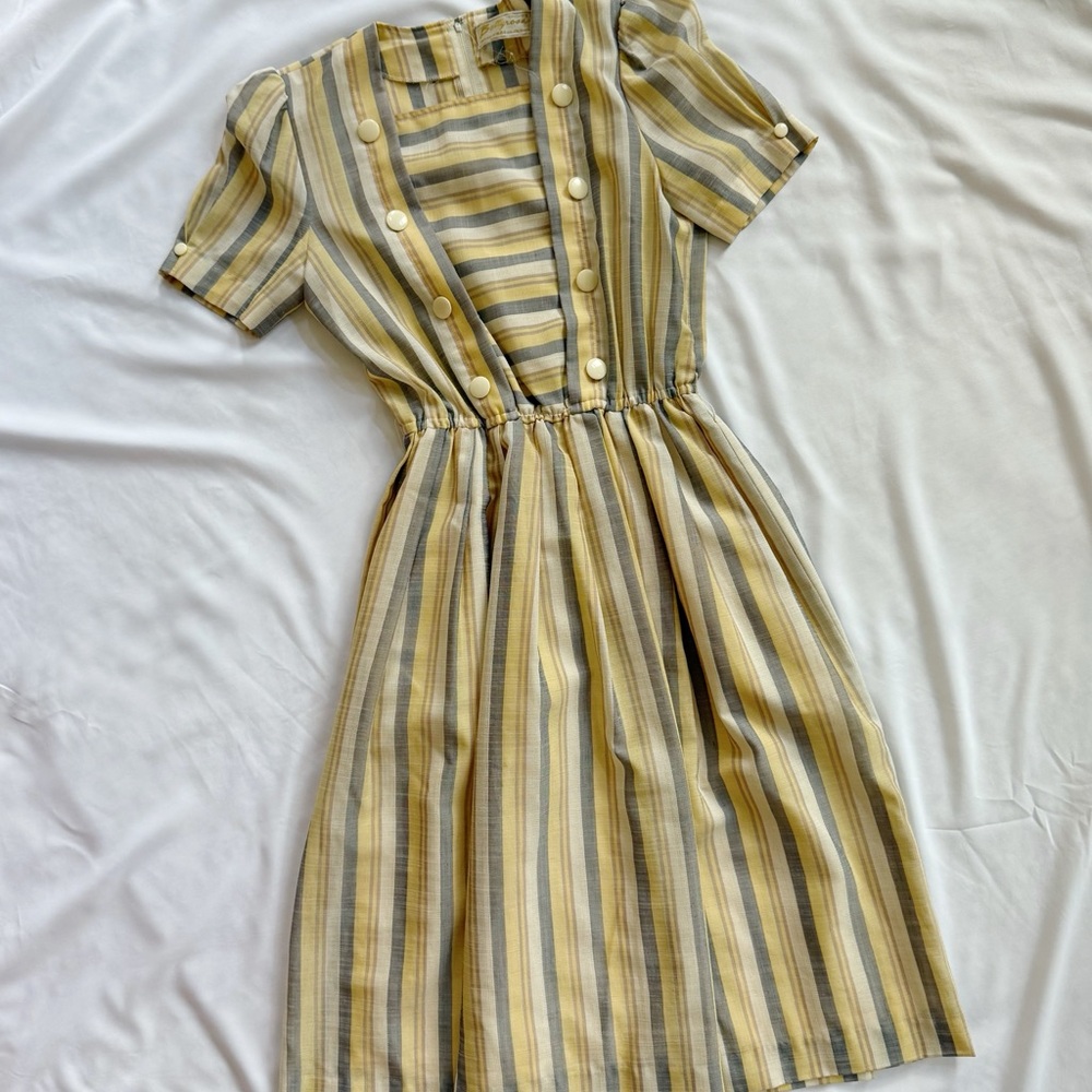 Vintage Striped Yellow and Gray Summer Dress - Picture 4 of 11